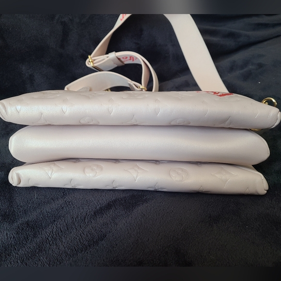 Louis Vuitton Coussin PM Fall In Love Pink Monogram Chain Shoulder Crossbody Bag - Picture 9 of 14